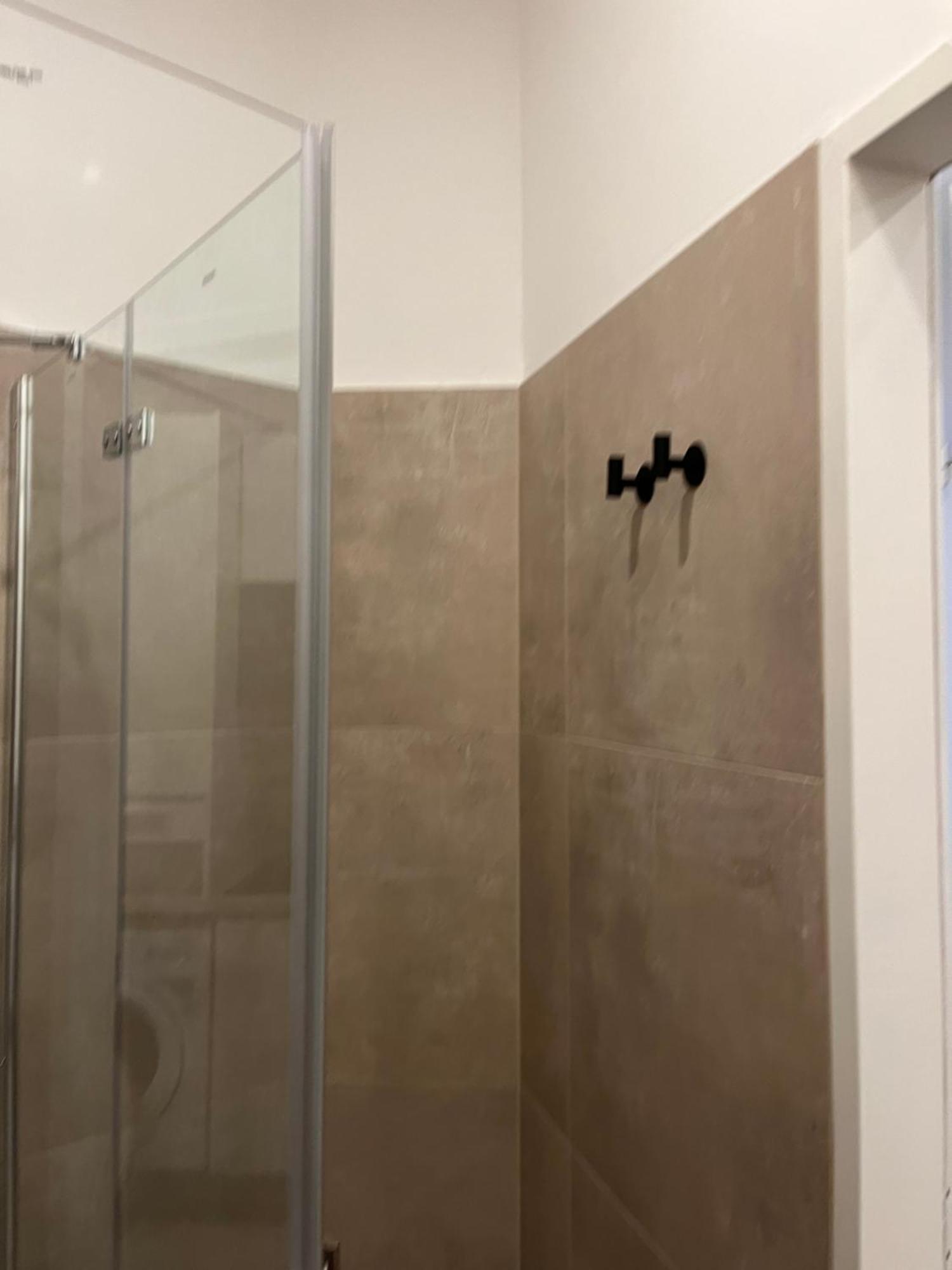 Apartment Schoenbrunn Near Metro فيينا المظهر الخارجي الصورة