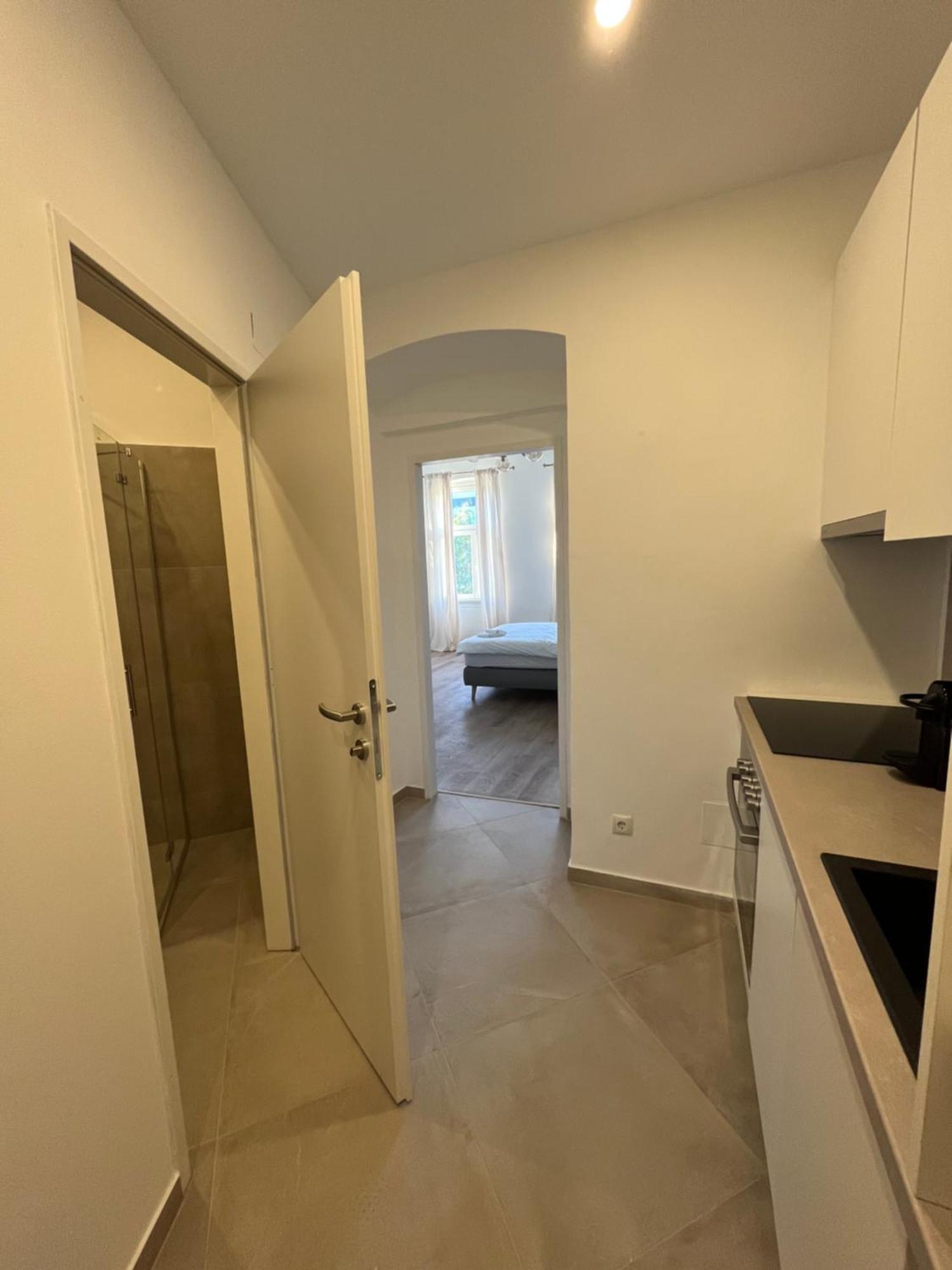 Apartment Schoenbrunn Near Metro فيينا المظهر الخارجي الصورة